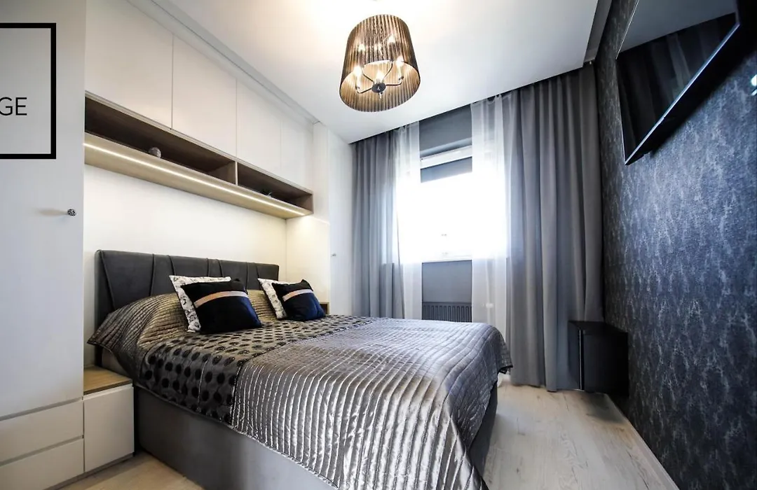 Luksusowy apartament z tarasem-1